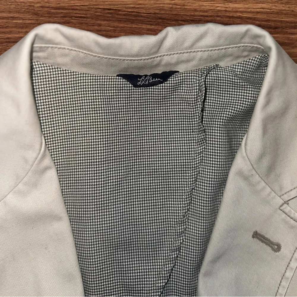 L.L. Bean Men’s Sport Coat Brown Long Sleeve Outdoor Patch Pockets ~ Size 44 - Picture 2 of 10